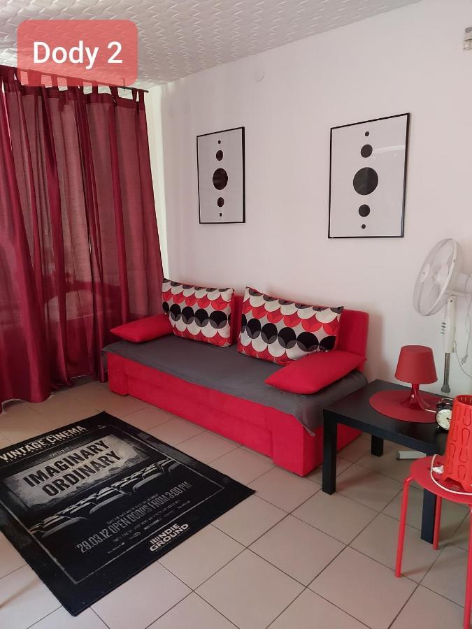 Dody Apartmani Лесковац Екстер'єр фото