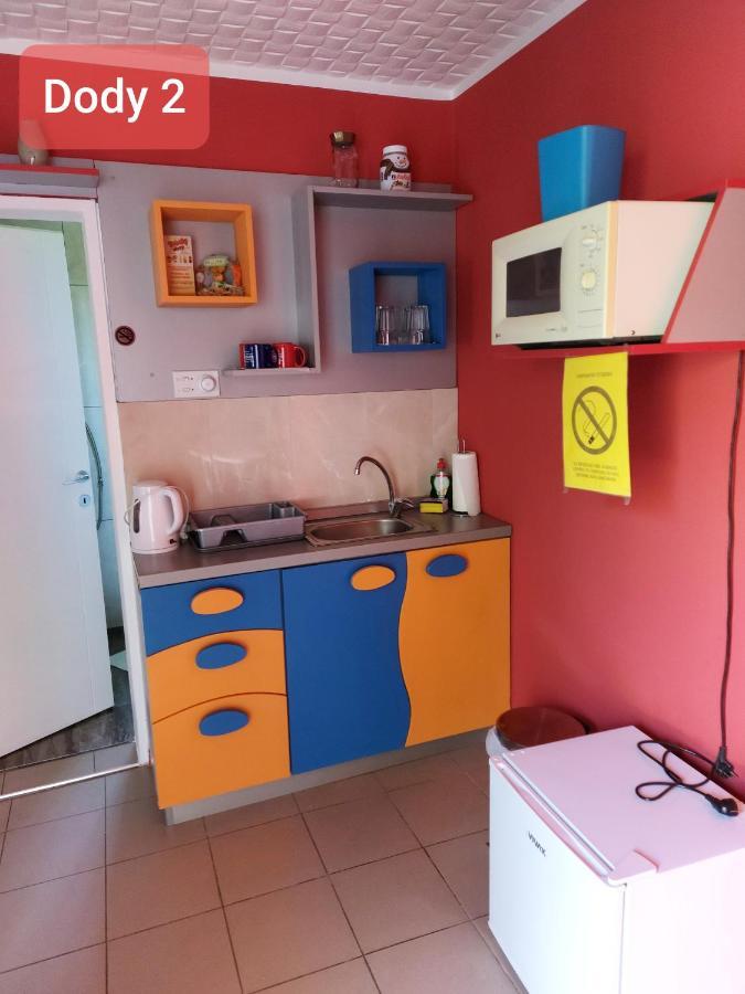 Dody Apartmani Лесковац Екстер'єр фото