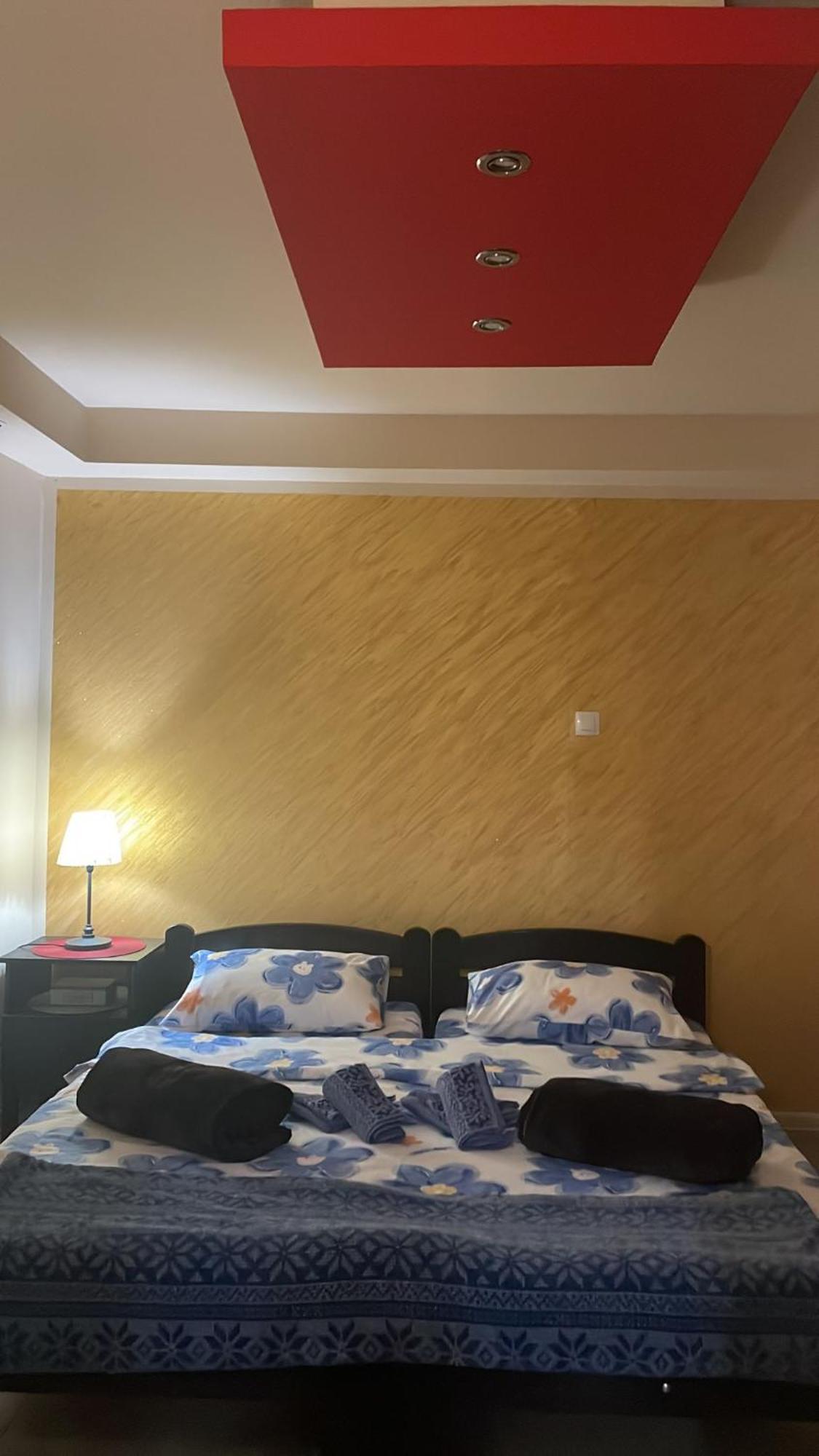 Dody Apartmani Лесковац Екстер'єр фото